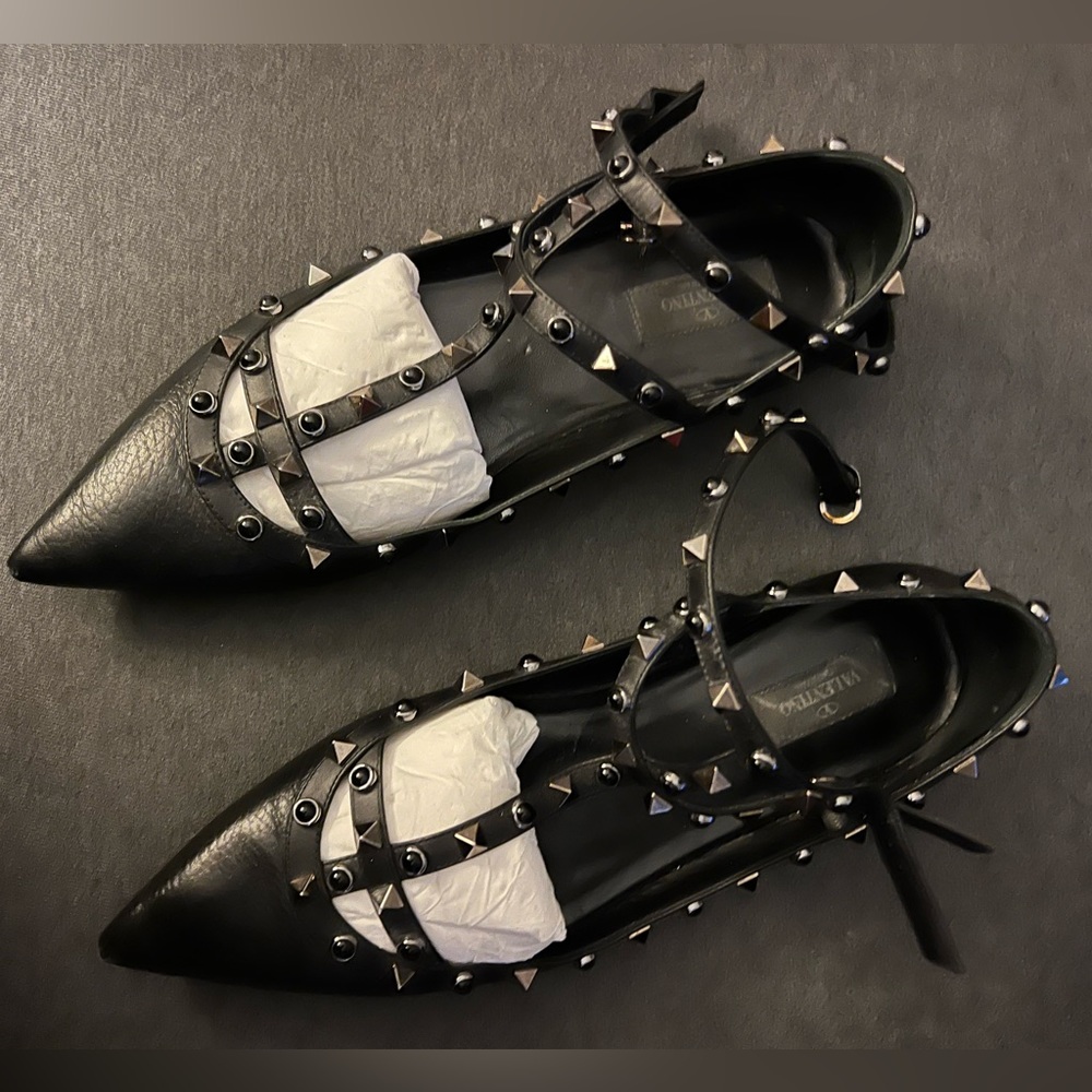 Valentino Rockstud Ballerina Flat in Black sz 42